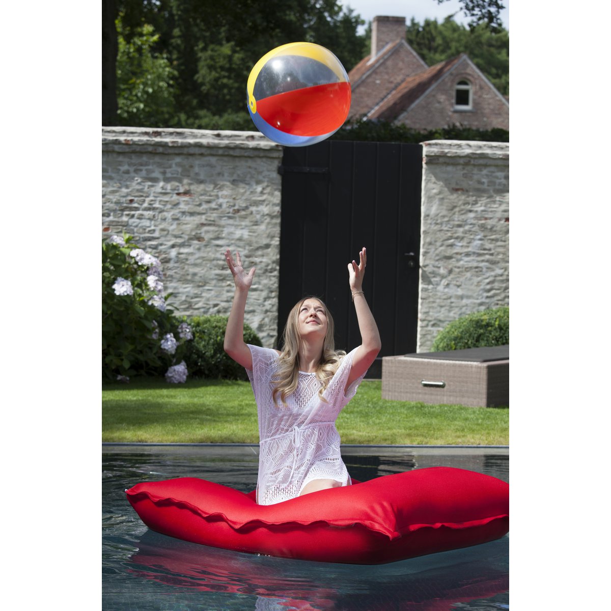 Float- drijvende zitzak -rood